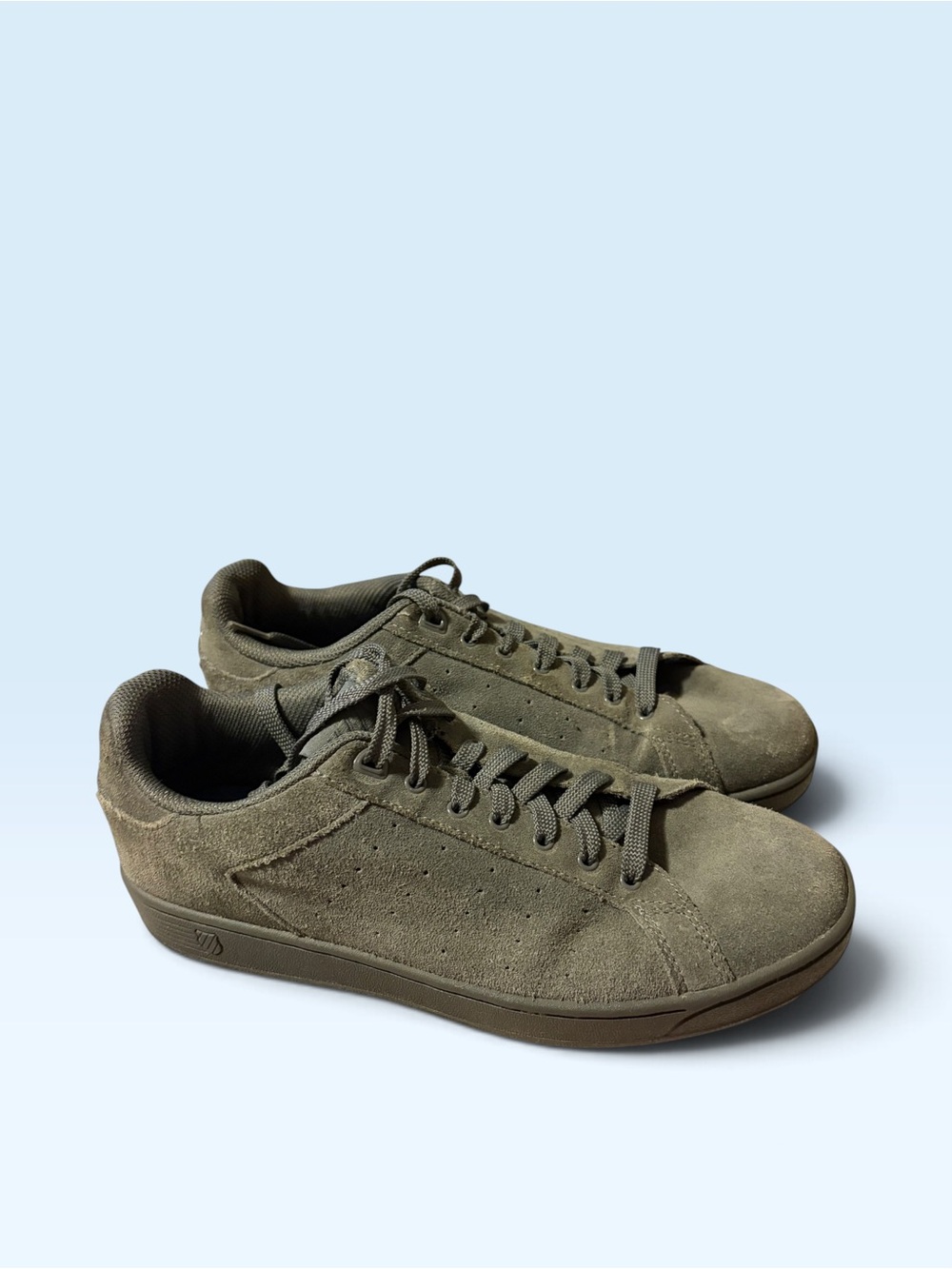 K-Swiss Sz 7.5 Olive Green Suede Low-Top Sneakers